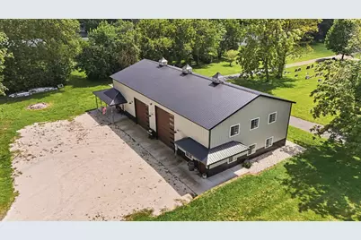 652 E Summer Street, Paxton, IL 60957 - Photo 8