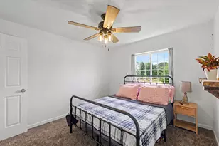 652 E Summer St, Paxton, IL 60957 - Photo 28