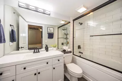 500 S Clinton Street #242, Chicago, IL 60607 - Photo 14