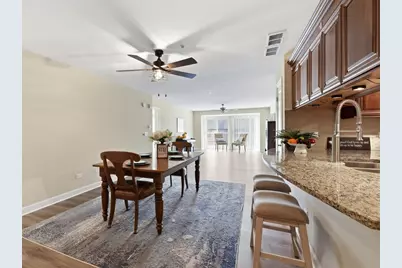 50 N Bokelman Street #338, Roselle, IL 60172 - Photo 8