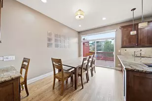 6336 N Sacramento Ave, Chicago, IL 60659 - Photo 6