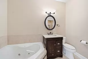 6336 N Sacramento Ave, Chicago, IL 60659 - Photo 14