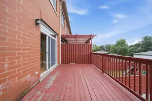 6336 N Sacramento Ave, Chicago, IL 60659 - Photo 10