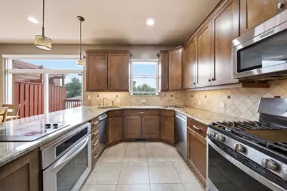 6336 N Sacramento Avenue, Chicago, IL 60659 - Photo 8
