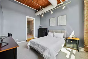 1725 W North Ave, Chicago, IL 60622 - Photo 12