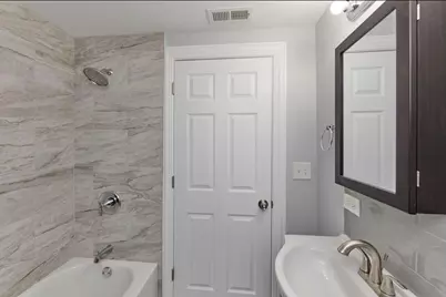 6322 N Francisco Avenue #G, Chicago, IL 60659 - Photo 10