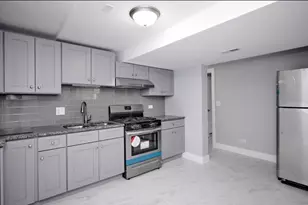 6322 N Francisco Ave, Chicago, IL 60659 - Photo 4