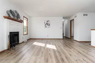 14723 Hunters Way, South Beloit, IL 61080 - Photo 8