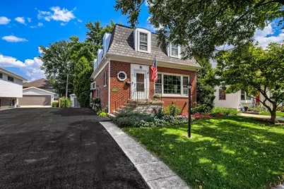 693 S Spring Road, Elmhurst, IL 60126 - Photo 2