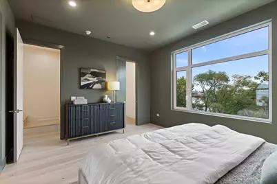 2235 W Oakdale Avenue #16-B, Chicago, IL 60618 - Photo 22