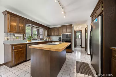 849 S River Road, Naperville, IL 60540 - Photo 10