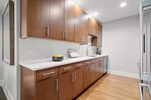 850 N Lake Shore Dr, Chicago, IL 60611 - Photo 12