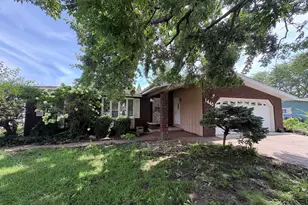 1440 Catherine St, Ottawa, IL 61350 - Photo 1