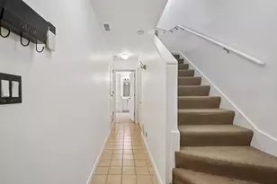 1007 E 61st St, Chicago, IL 60637 - Photo 2