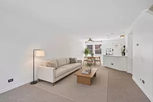 1007 E 61st St, Chicago, IL 60637 - Photo 6