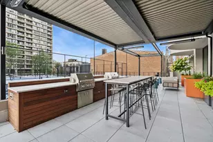 [Address not provided], Chicago, IL 60614 - Photo 12