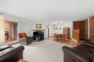 6413 Oak Forest Ave, Tinley Park, IL 60477 - Photo 4