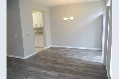 989 Mesa Drive #989, Lake in the Hills, IL 60156 - Photo 4