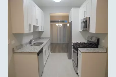 989 Mesa Drive #989, Lake in the Hills, IL 60156 - Photo 6