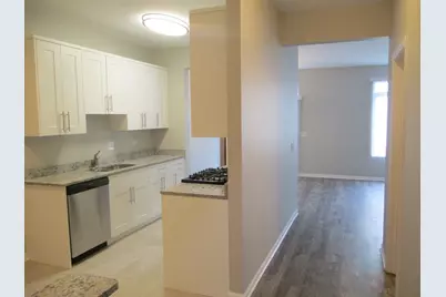 989 Mesa Drive #989, Lake in the Hills, IL 60156 - Photo 10