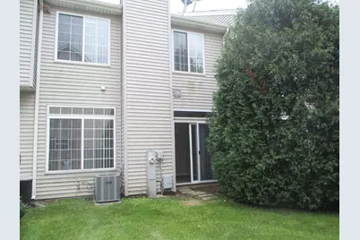 989 Mesa Drive #989, Lake in the Hills, IL 60156 - Photo 2