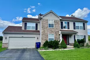 384 Horizon Ln, Dekalb, IL 60115 - Photo 1