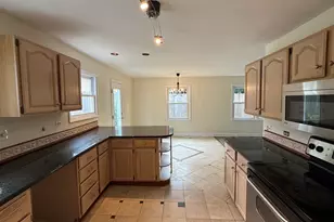 117 E Elm St, Wheaton, IL 60189 - Photo 6
