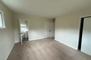 117 E Elm St, Wheaton, IL 60189 - Photo 12