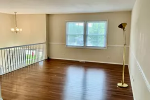 840 Heather Ln, Hoffman Estates, IL 60169 - Photo 2