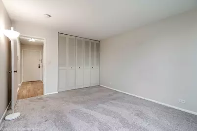 1375 Rebecca Drive #408, Hoffman Estates, IL 60169 - Photo 8