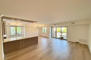 2460 W Talcott Rd, Park Ridge, IL 60068 - Photo 4