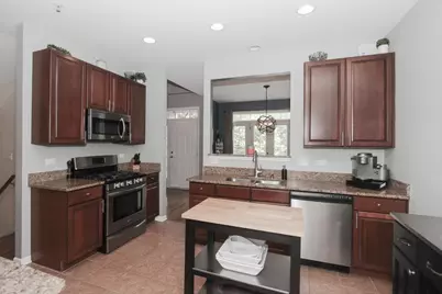 44 Lakebreeze Court, Lake Zurich, IL 60047 - Photo 8