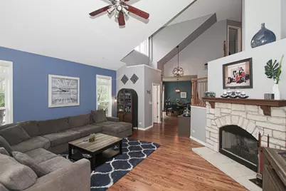 44 Lakebreeze Court, Lake Zurich, IL 60047 - Photo 4