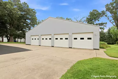 6424 McCullom Lake Road, Wonder Lake, IL 60097 - Photo 4