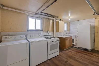 6515 N Maplewood Avenue, Chicago, IL 60645 - Photo 32