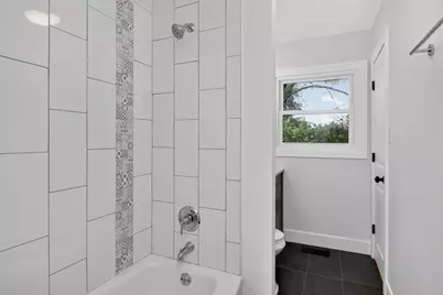 730 Hillcrest Boulevard, Hoffman Estates, IL 60169 - Photo 12
