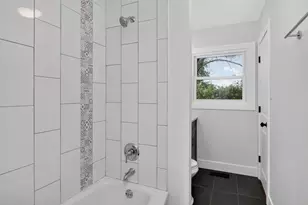 730 Hillcrest Blvd, Hoffman Estates, IL 60169 - Photo 12