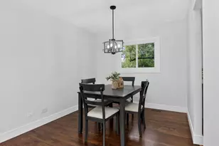 730 Hillcrest Blvd, Hoffman Estates, IL 60169 - Photo 6