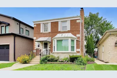 2908 W Birchwood Avenue, Chicago, IL 60645 - Photo 2