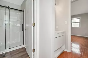 8348 Adbeth Ave, Woodridge, IL 60517 - Photo 24