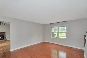 8348 Adbeth Ave, Woodridge, IL 60517 - Photo 10