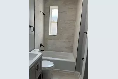5719 S Loomis Boulevard, Chicago, IL 60636 - Photo 4