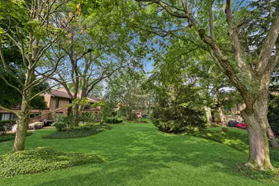 1728 Wildberry Drive #G, Glenview, IL 60025 - Photo 2