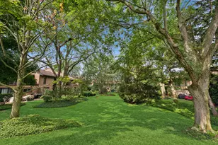 1728 Wildberry Dr, Glenview, IL 60025 - Photo 2