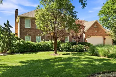 39W044 Foxwood Lane, Saint Charles, IL 60175 - Photo 2