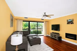 1103 N Mill St, Naperville, IL 60563 - Photo 4