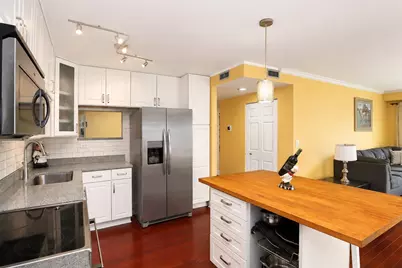 1103 N Mill Street #104, Naperville, IL 60563 - Photo 8