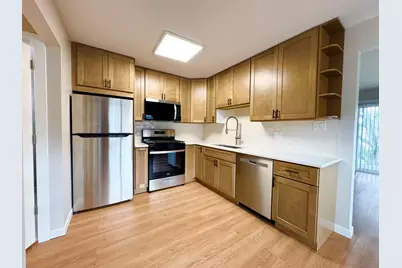 4528 Elm Avenue #2S, Brookfield, IL 60513 - Photo 2