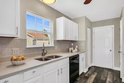 38312 Imperial Lane, Beach Park, IL 60087 - Photo 16