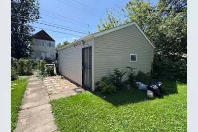 609 E 89th Street, Chicago, IL 60619 - Photo 22